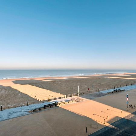 Апартаменты Montezuma Luxe Studio Met Frontaal Zeezicht Zonder Aparte Slaapkamer Остенде Экстерьер фото